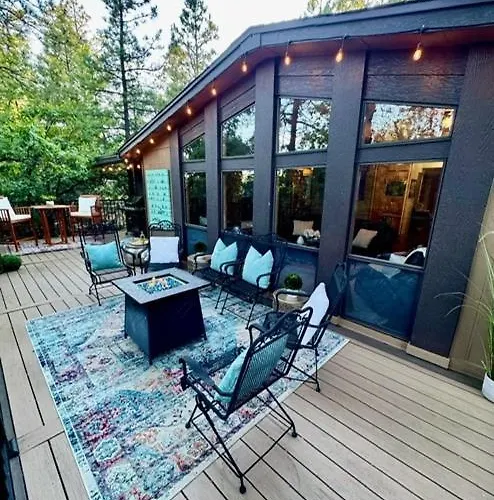 Pinewood Canyon Cabin! Munds Park