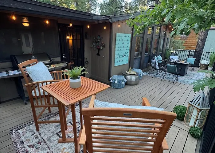 Pinewood Canyon Cabin! *