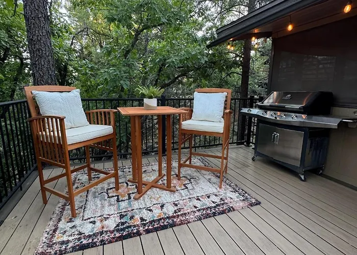 Holiday home Pinewood Canyon Cabin!