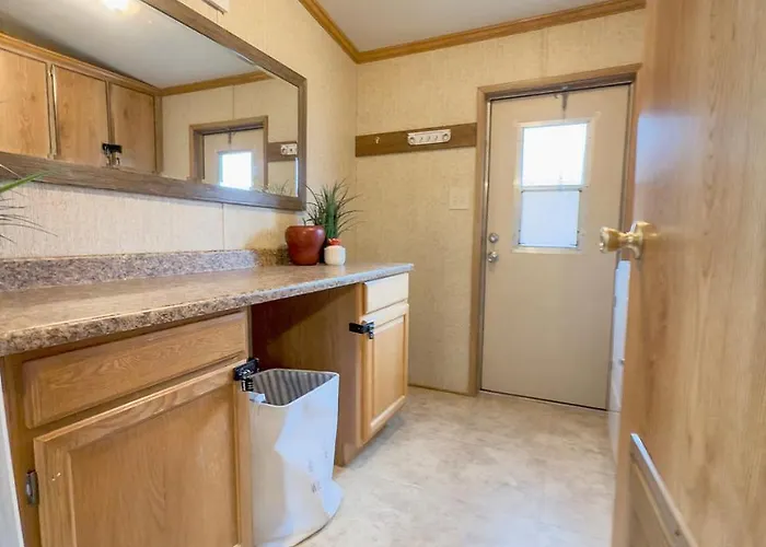 Pinewood Canyon Cabin! Holiday home