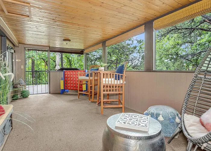 Holiday home Pinewood Canyon Cabin!