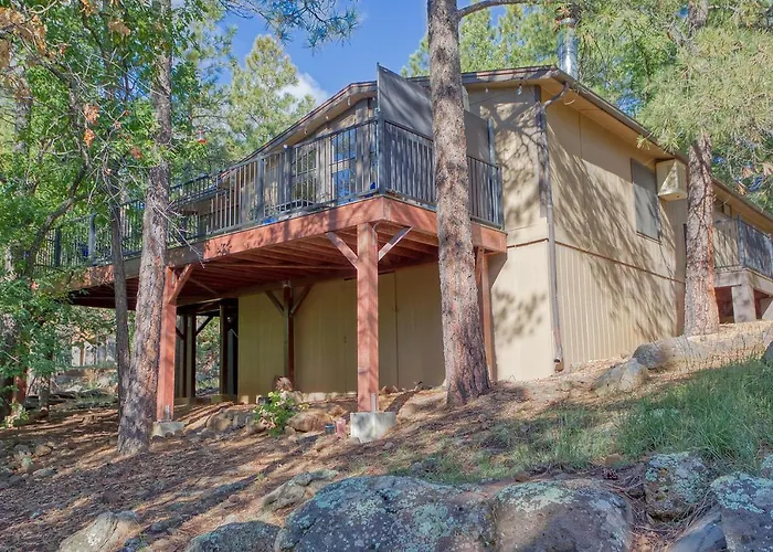 Holiday home Pinewood Canyon Cabin! *